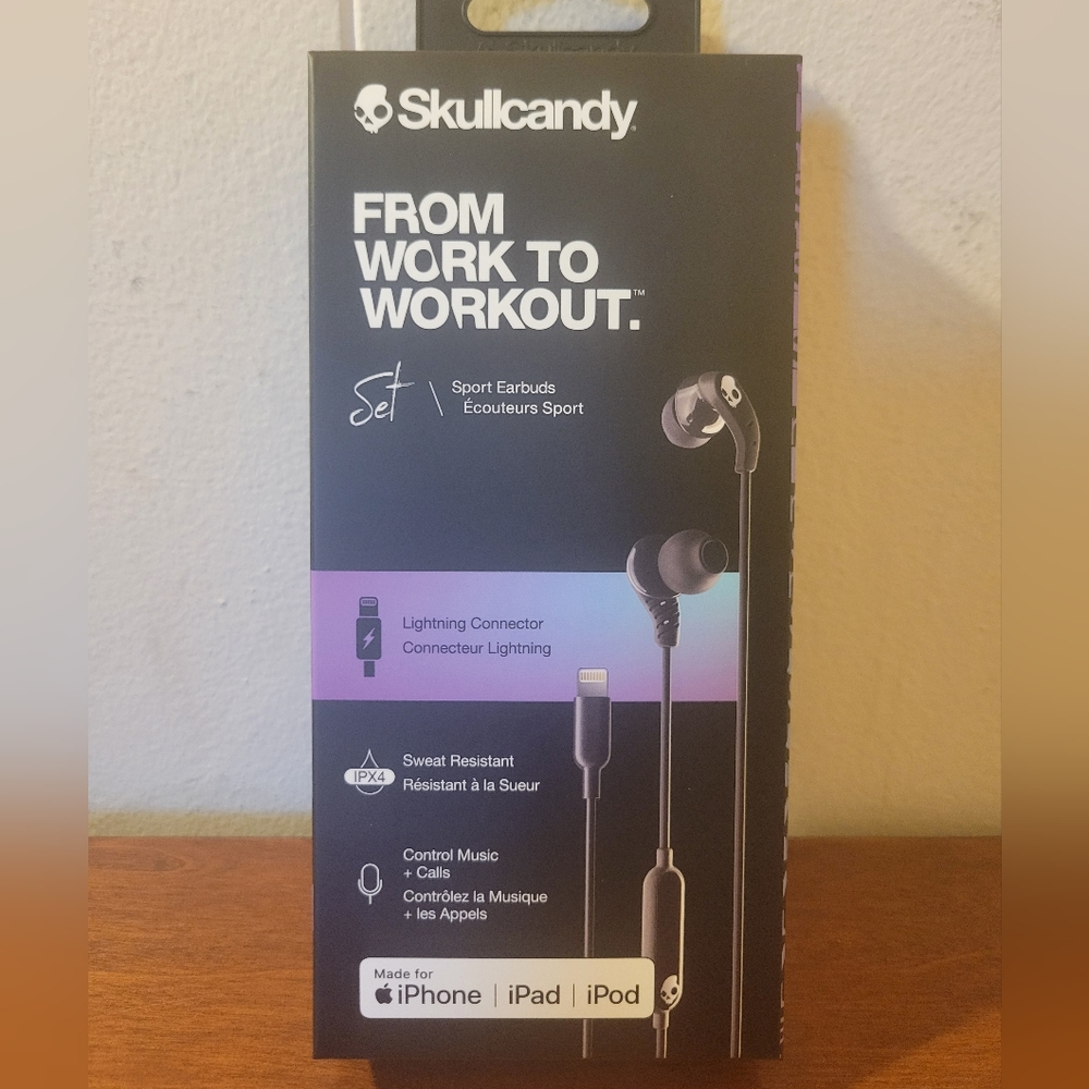 Skullcandy wired earbuds